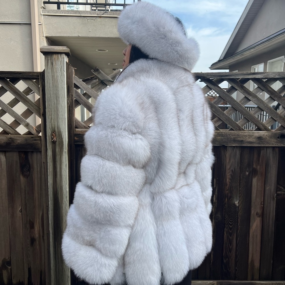 FOX FUR COAT WITH MATCHING HEADBAND